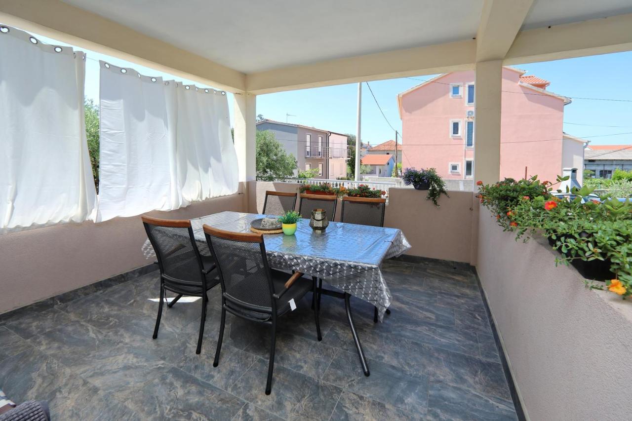Apartment Sunny Terrace Bibinje Eksteriør billede